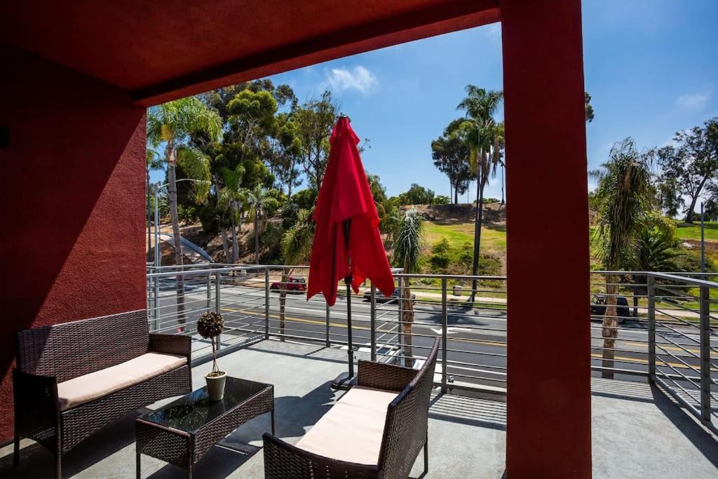 Cute Studio With Large Balcony And Great Park View San Diego Bagian luar foto