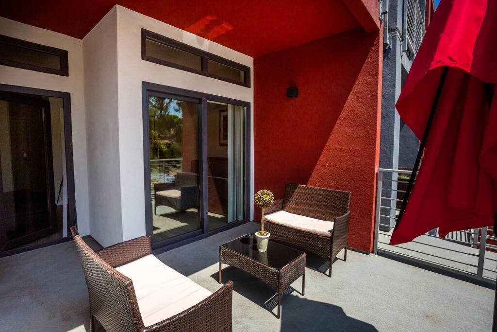 Cute Studio With Large Balcony And Great Park View San Diego Bagian luar foto